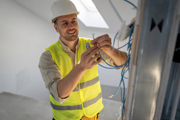 Best Licensed Electrician  in Apple Valley, MN